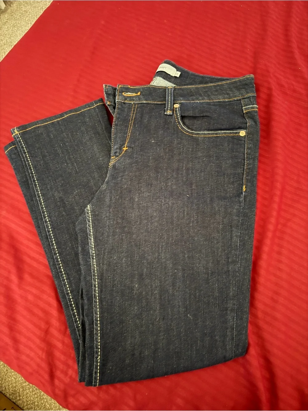 Levi's Men's Indigo Straight-Leg Jeans with Contrast Stitching